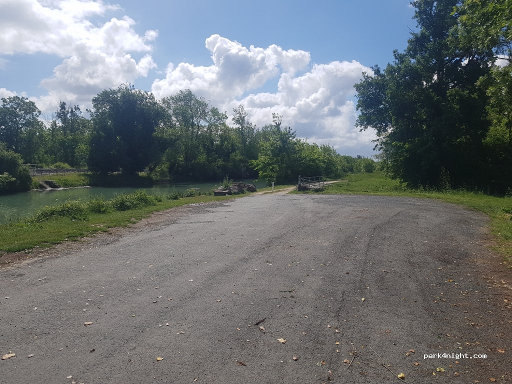 (17230) Andilly - Unnamed Road — foto 3