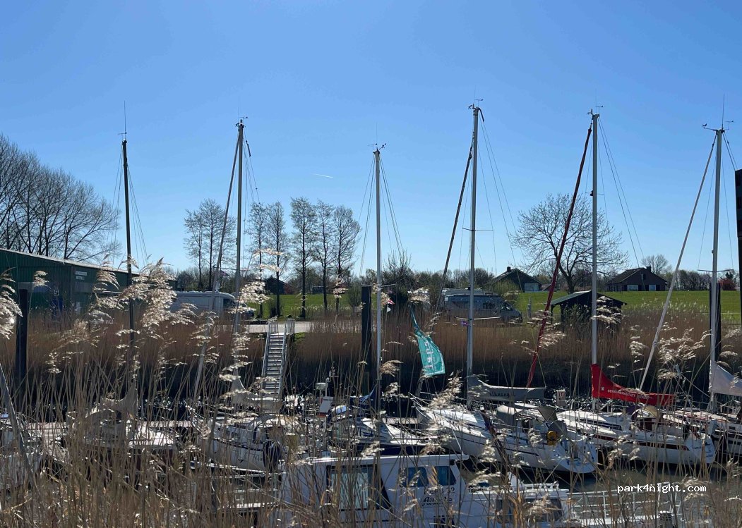 Wohnmobilstellplatz Alter Hafen — foto 3