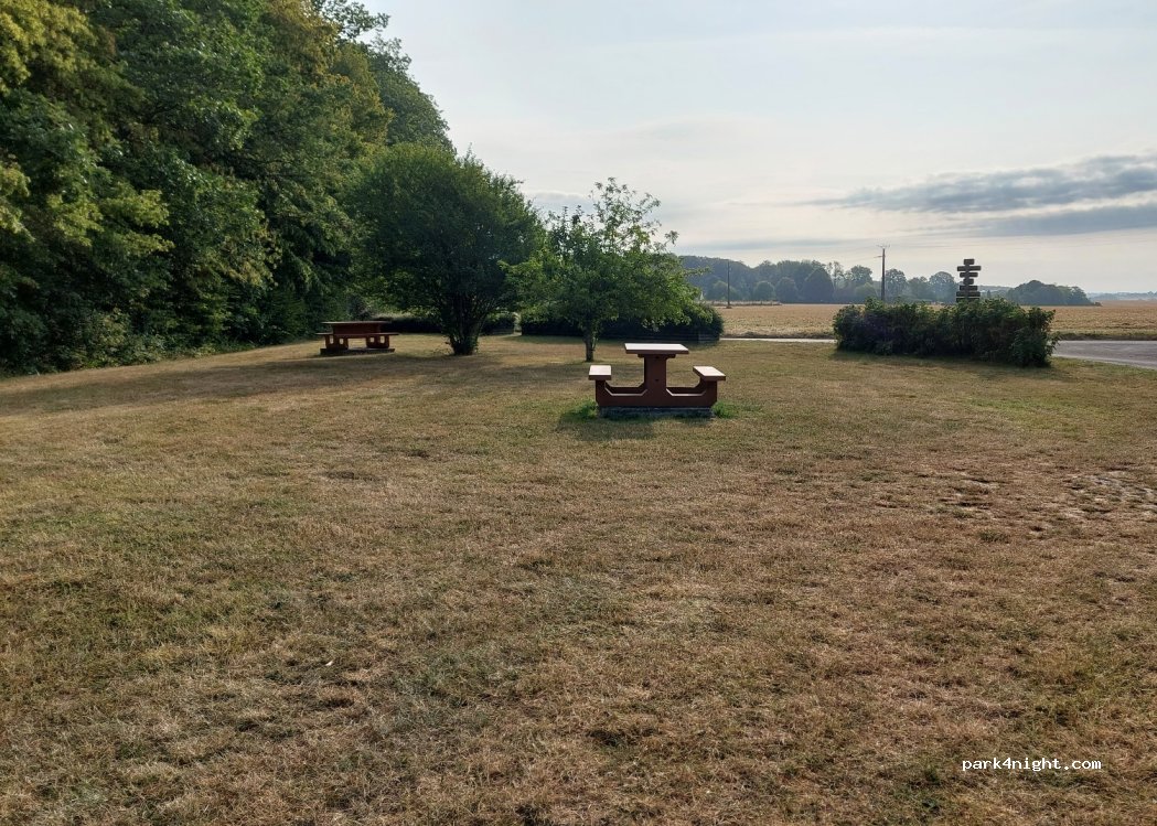 (27130) Pullay - 76 Allée des Châtaigniers — foto 2