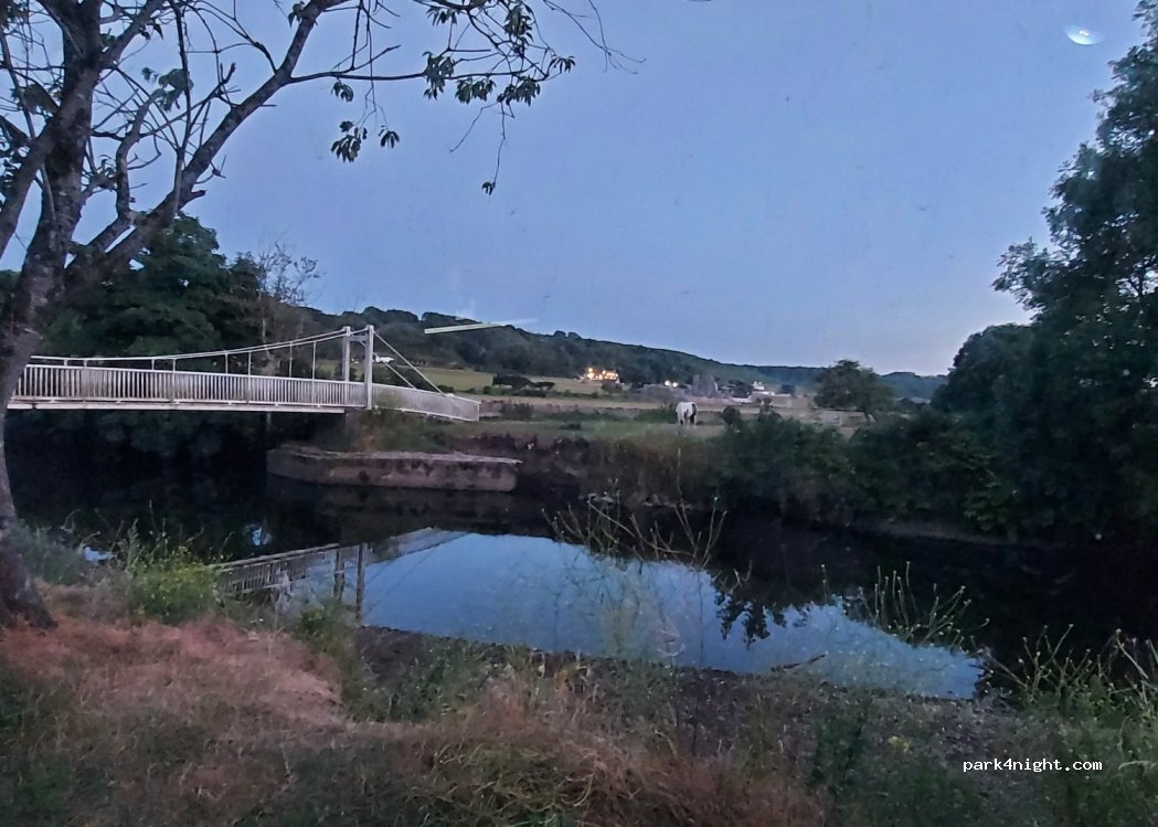(CF32 0LS) Bridgend - Merthyrmawr Road — foto 4