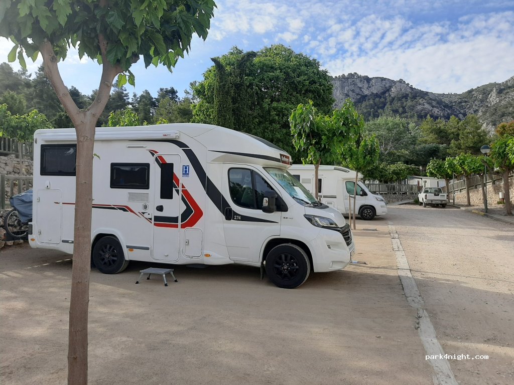 Càmping Alberg Tivissa — foto