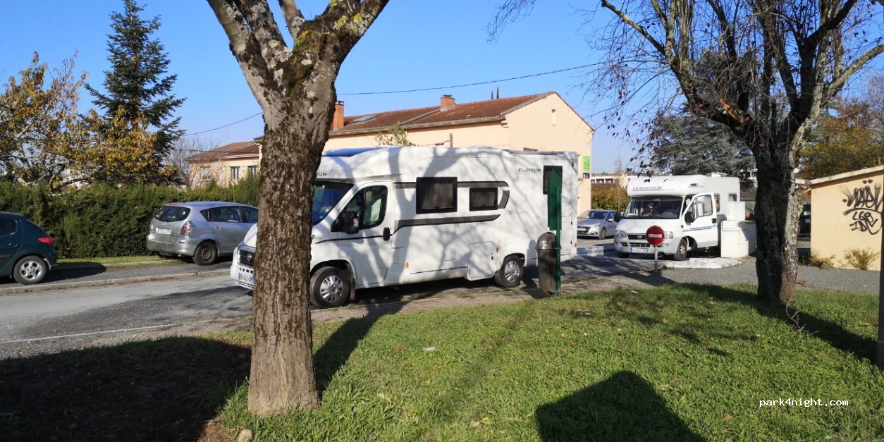 (81000) Albi - Rue Michelet — foto 2