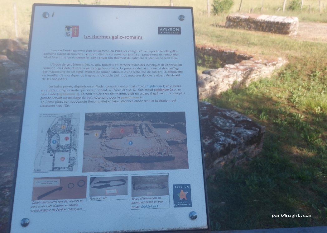 (12560) Saint-Saturnin-de-Lenne - Saint-Saturnin de Lenne — foto
