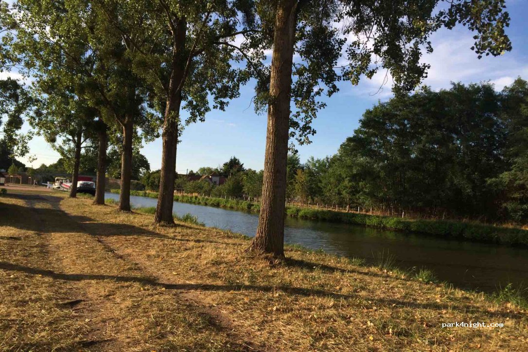 (03510) Chassenard - D210 — foto 2