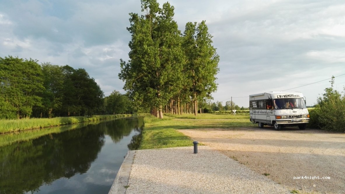 (03510) Chassenard - D210 — foto 3