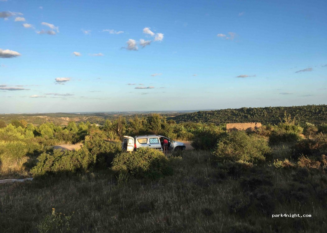 (34360) Saint-Chinian - Unnamed Road — foto 3