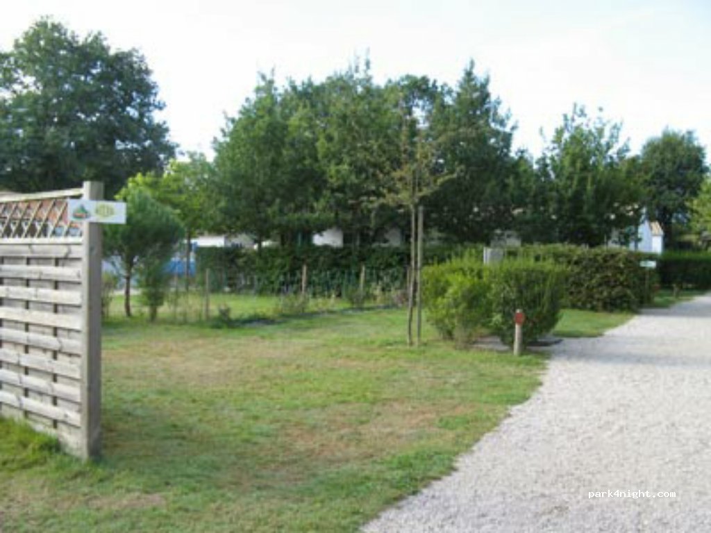 Camping Le Moulin De Rambourg — foto