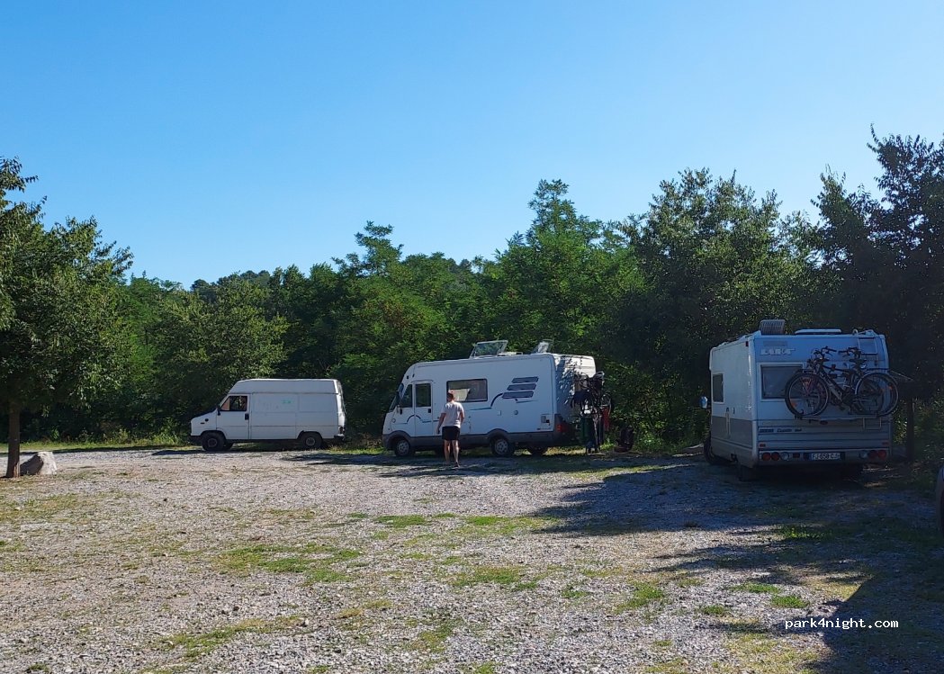 (07260) Joyeuse - 60 Chemin du Stade André Gervais — foto 3