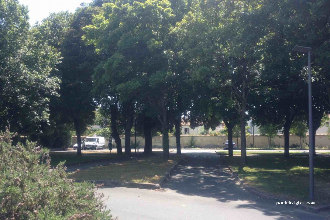 (17440) Aytré - 4 Rue Gambetta — foto 2