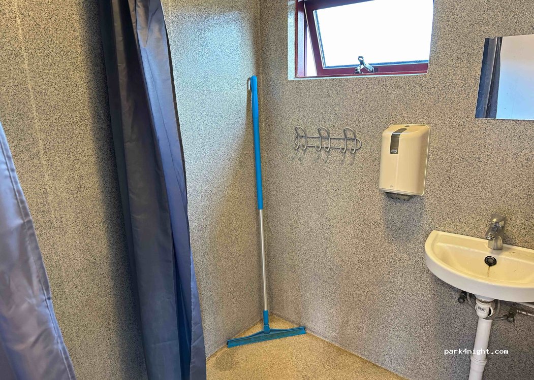 Stokkseyri tjaldsvæði — foto 4