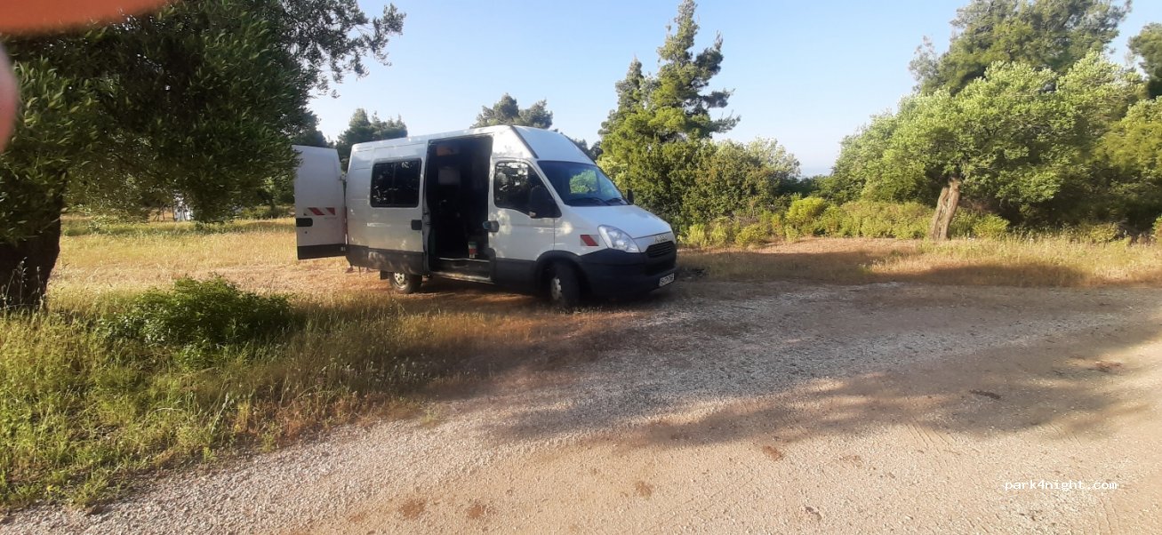 (630 88) Elia Nikitis - Unnamed Road — foto