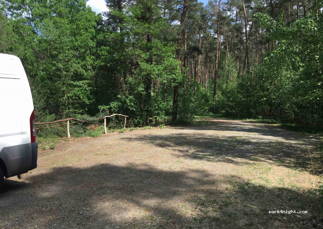 () Plessa - Unnamed Road — foto 2