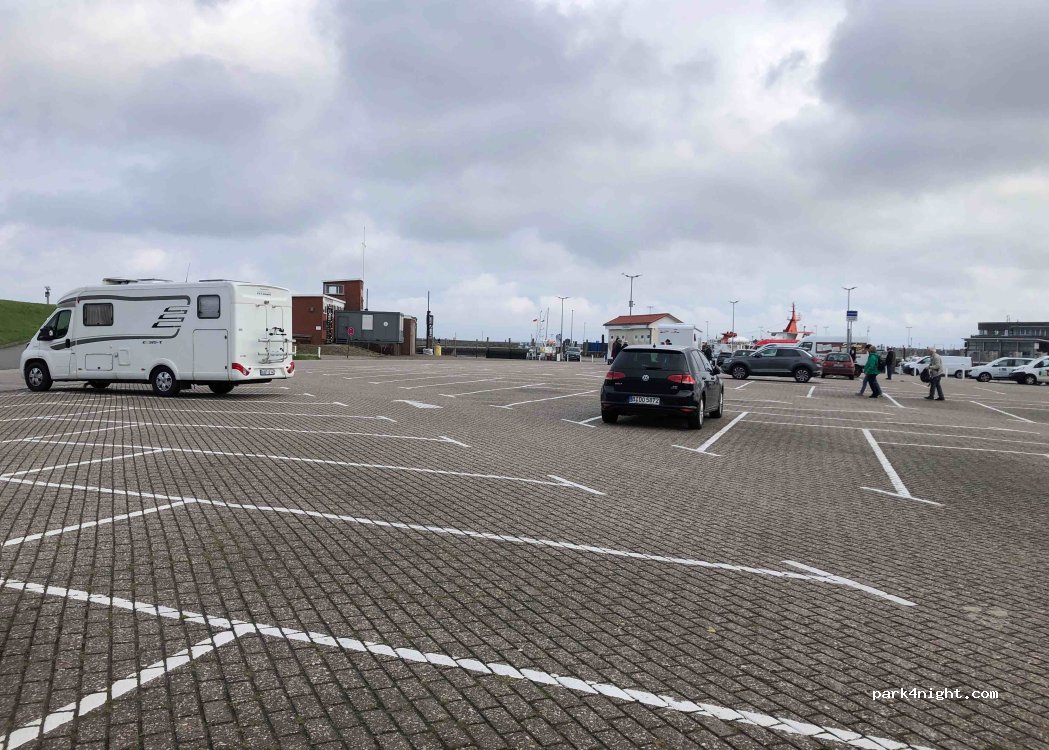 (26427) Neuharlingersiel - 21 Am Hafen West — foto