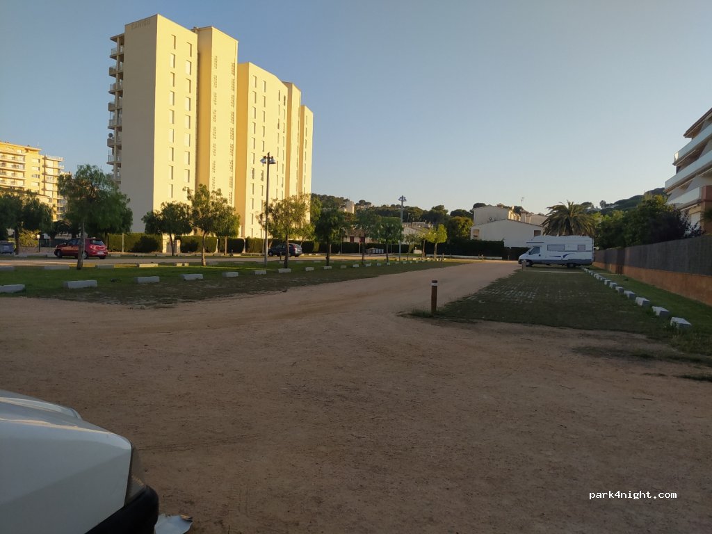 (17251) Calonge - 39 Avinguda Pau Casals — foto