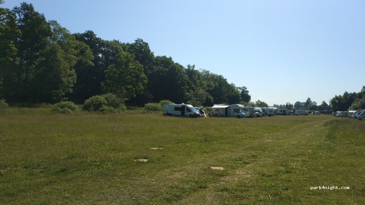 (99-210) Uniejów - 5 Zamkowa — foto