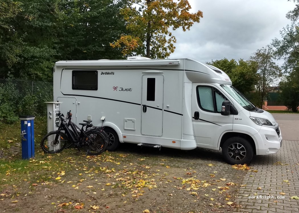 Wohnmobilstellplatz Erlebnisbad AquaFit — foto 4