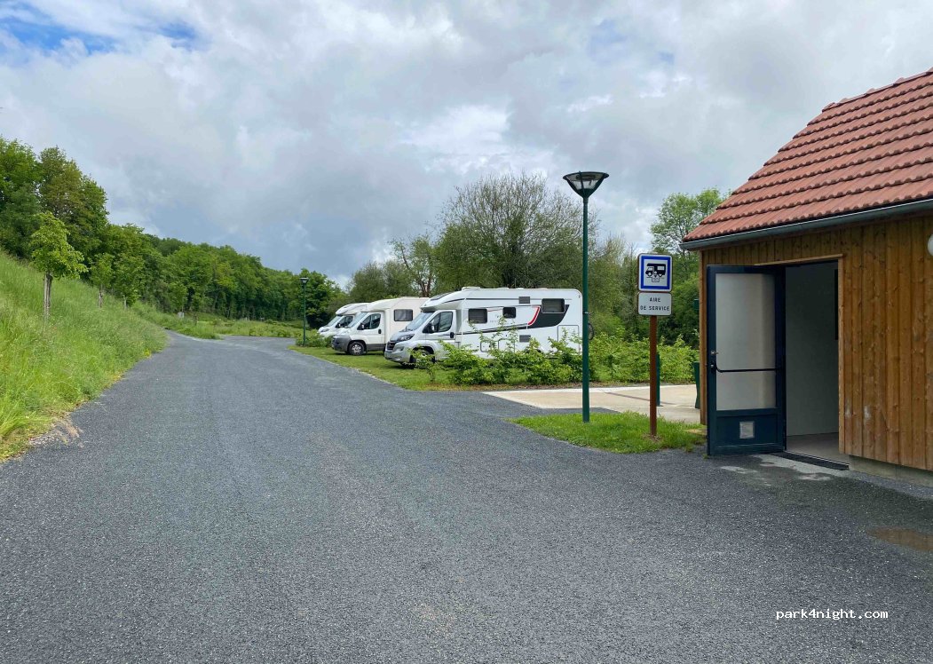(24590) Saint-Genies - D64 — foto 4