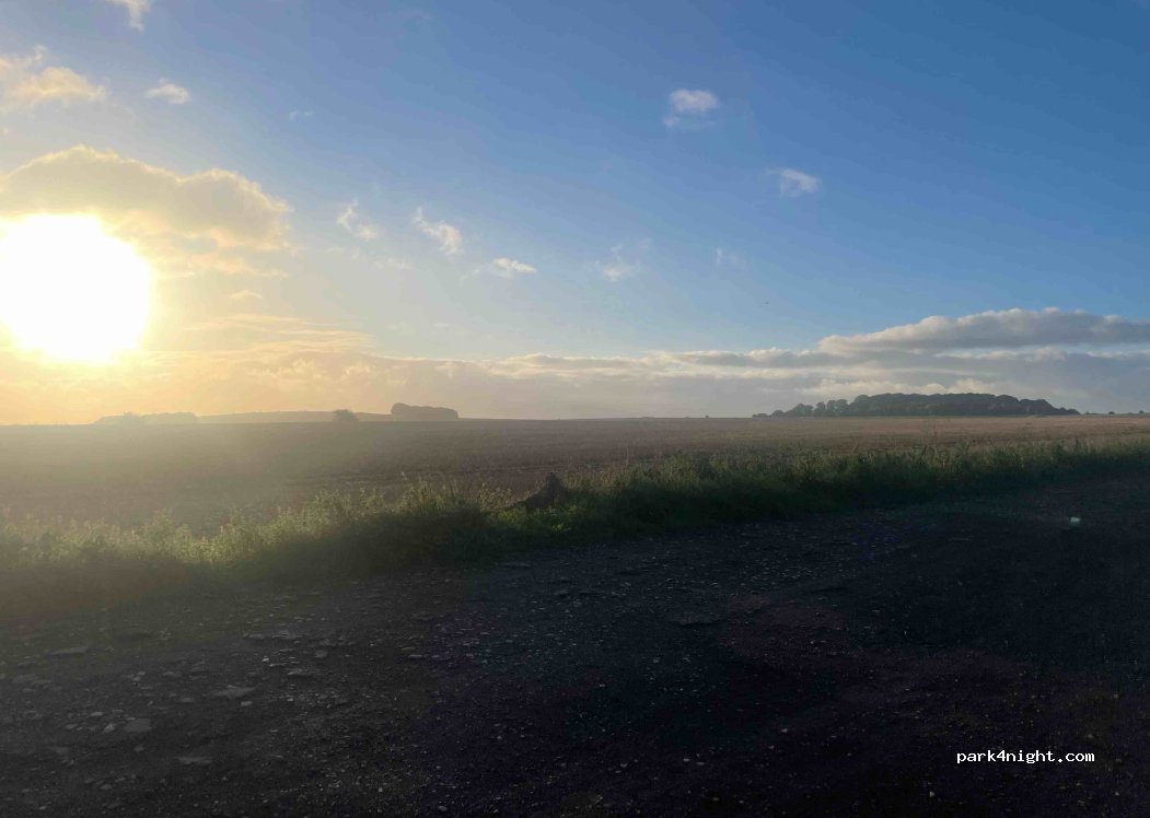(SN11 0PW) - Unnamed Road — foto 4