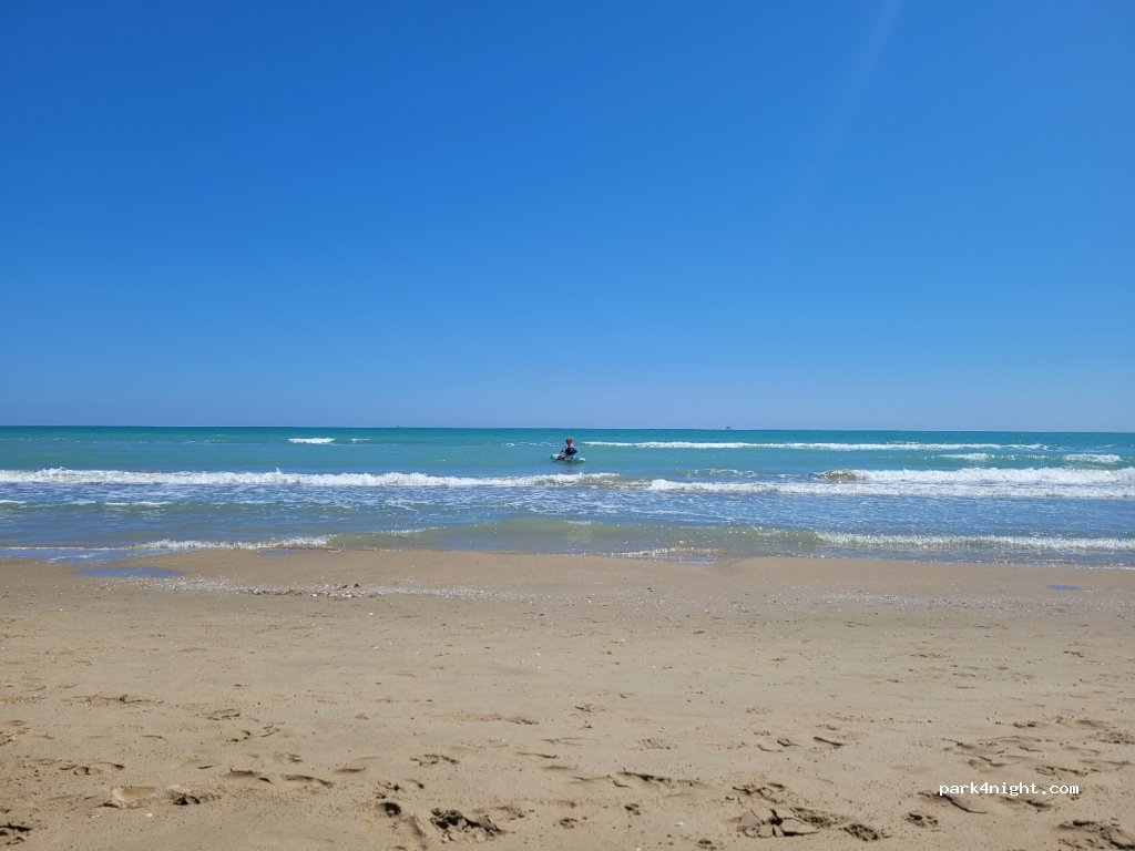 International camping Torre Cerrano — foto 2