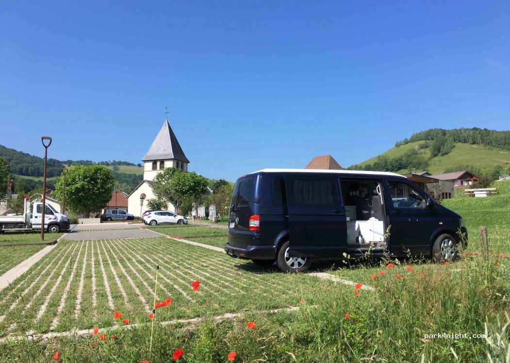 (38320) Brié-et-Angonnes - 2 Place de l'Eglise Brie Bas — foto