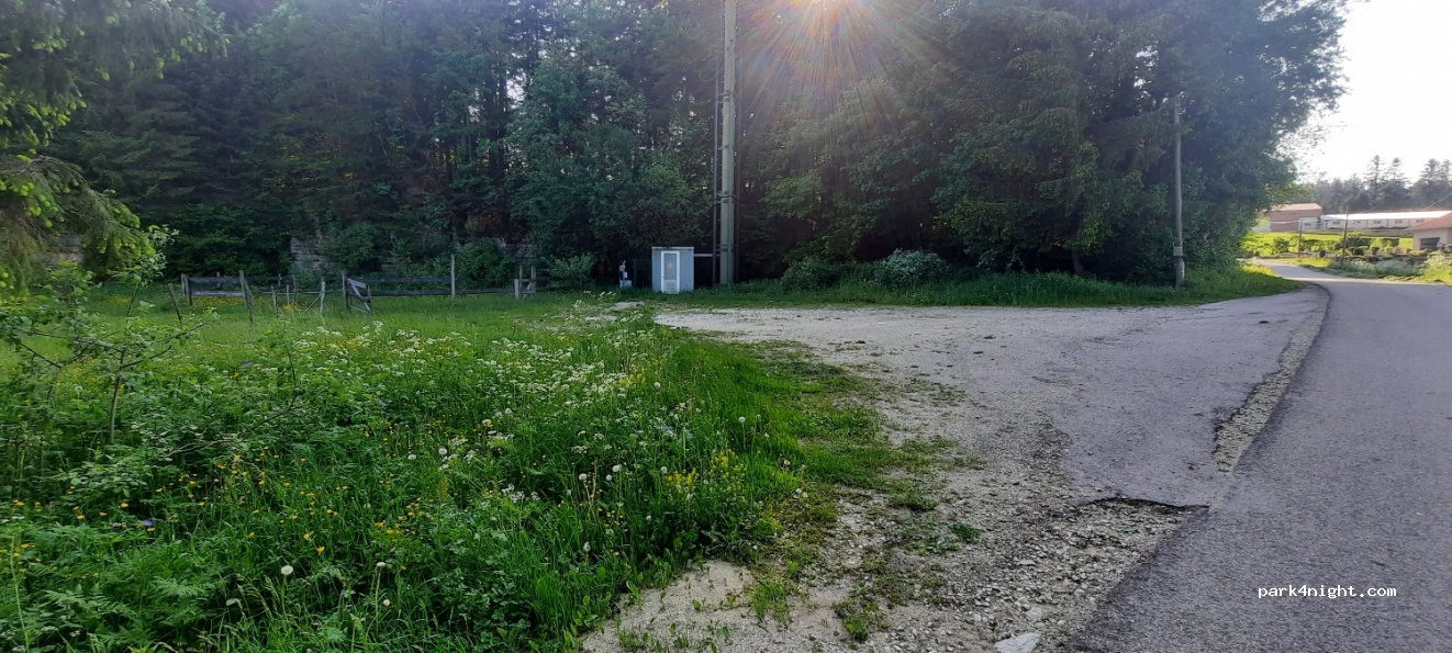 (25500) Les Fins - 33 Route du Mont Vouillot — foto