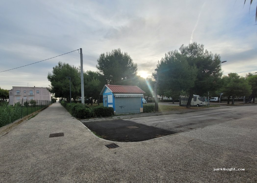 (63066) Grottammare - 10 Via Sandro Pertini — foto 2