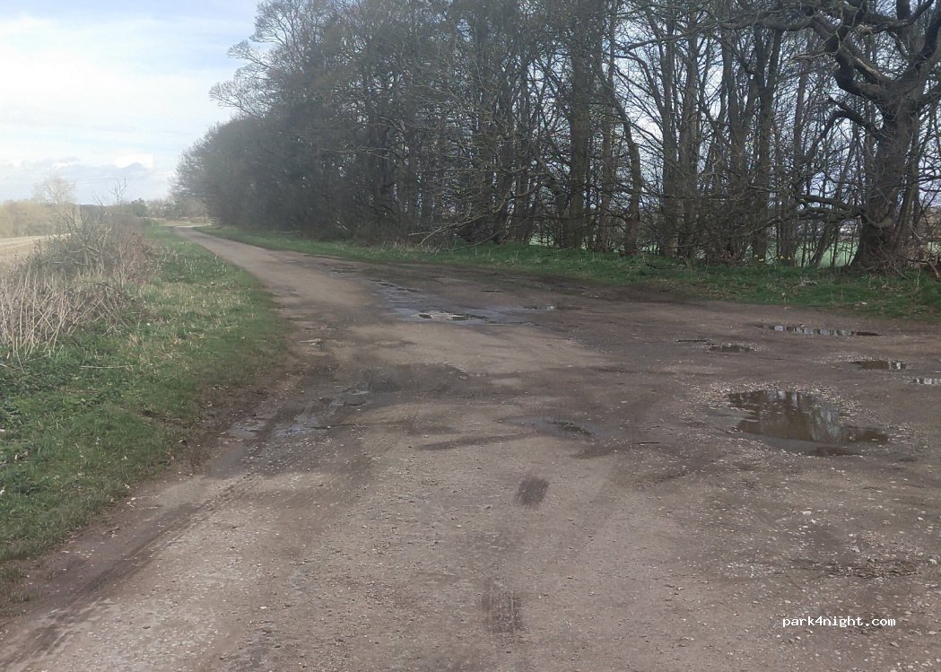 (S81 8HF)  - Unnamed Road — foto