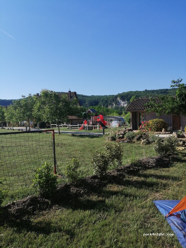 Flower Camping La Sagne — foto