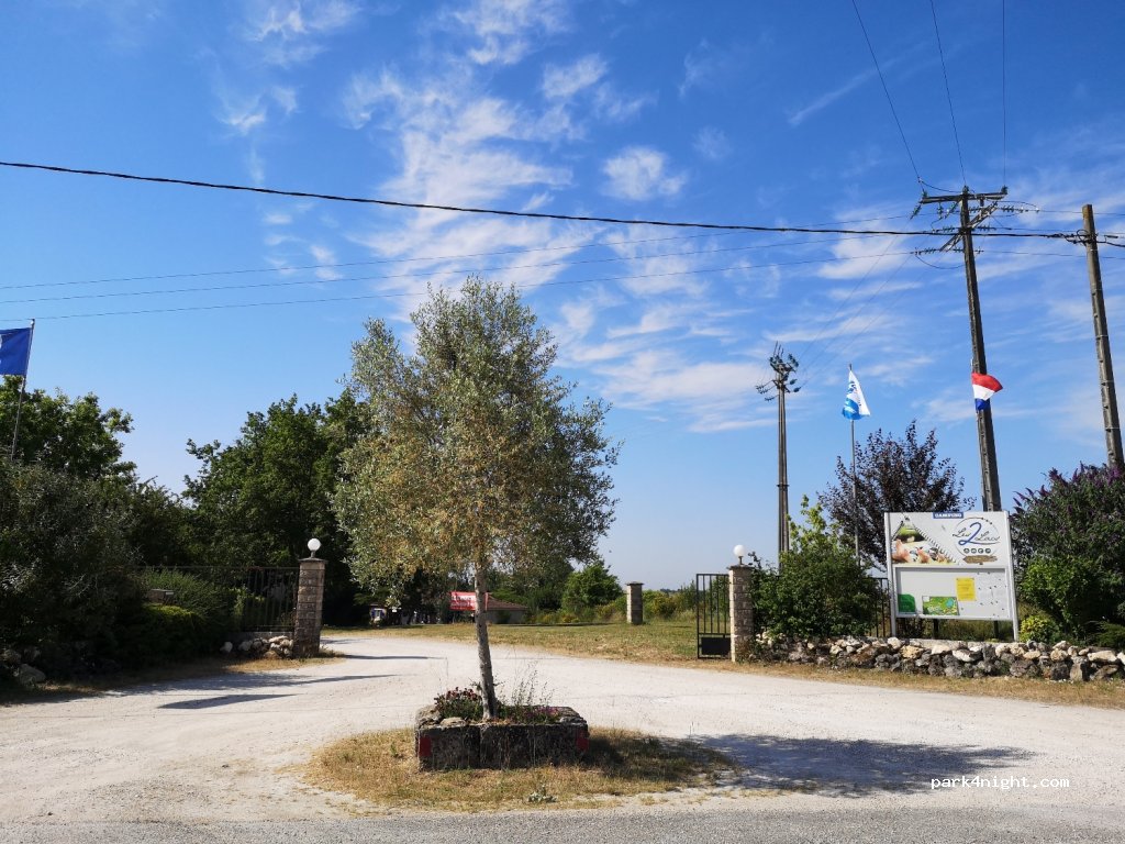 Camping Les 2 Lacs — foto
