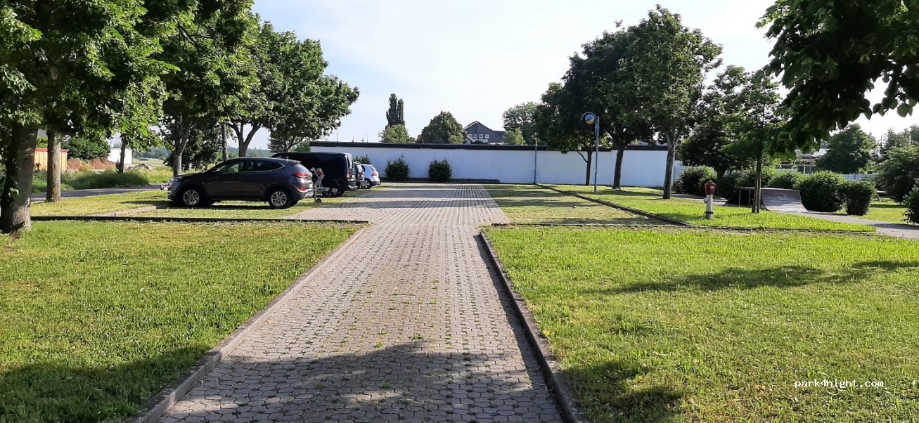 (76689) Karlsdorf-Neuthard - 15 Waldstraße — foto