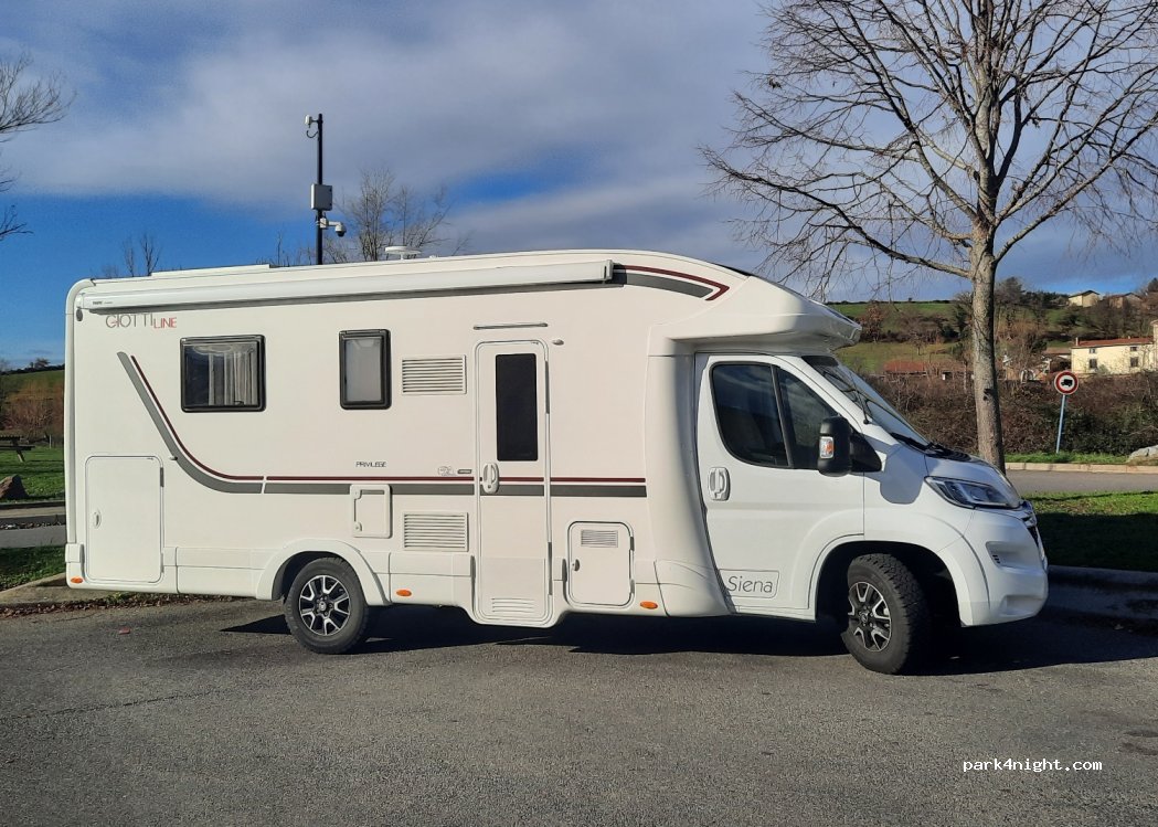 (42400) Saint-Chamond - Allée Jean le Rond d'Alembert — foto