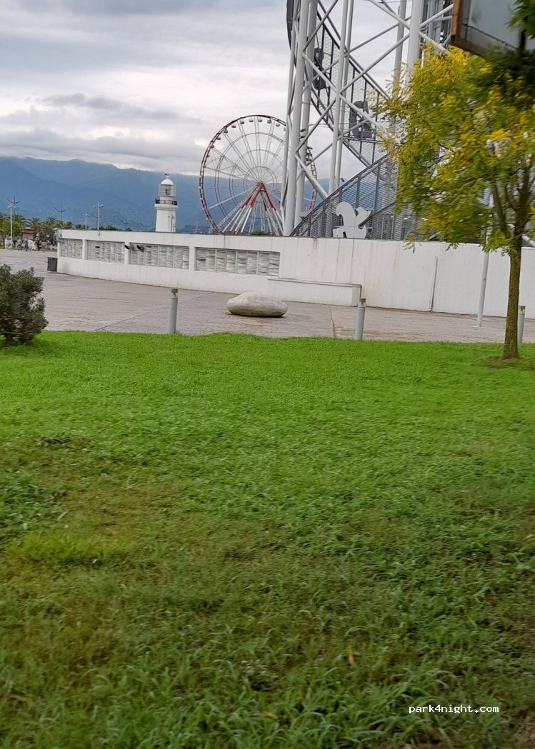 () Batumi - ეგ. ნინოშვილის ქუჩა — foto 2