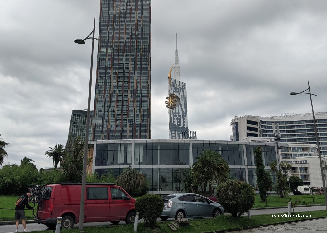 () Batumi - ეგ. ნინოშვილის ქუჩა — foto 3