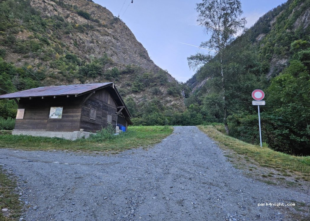 (1908) Riddes - 5 Chemin du Pied-du-Mont — foto 4