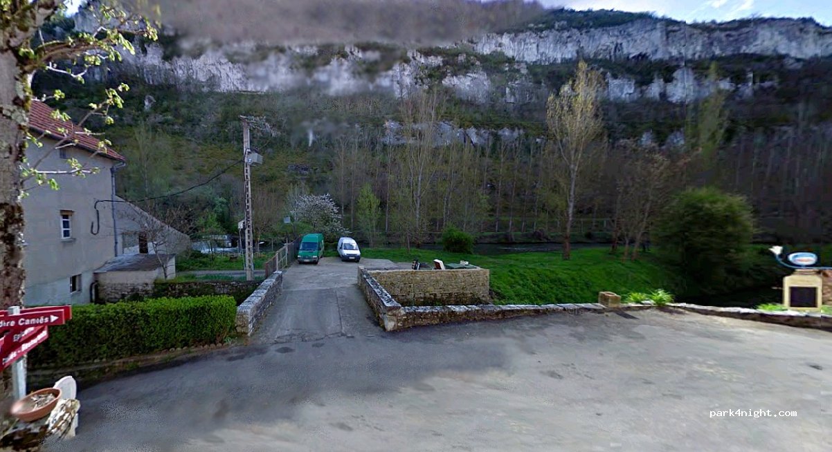 (46160) Marcilhac-sur-Célé - Le Bourg — foto