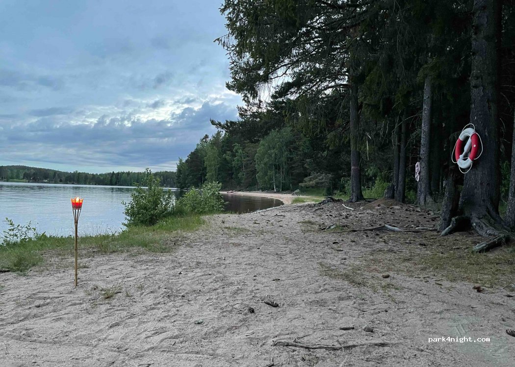 (823 93)  - 44 Mårdnäsvägen — foto