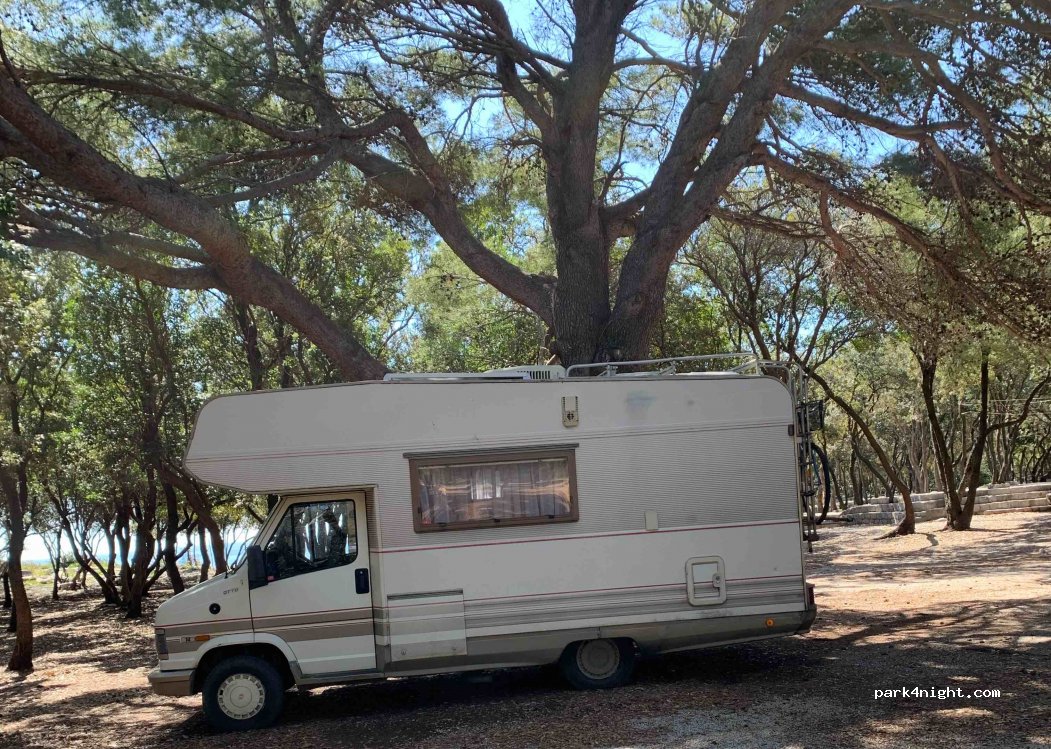 Kamp Begovic — foto