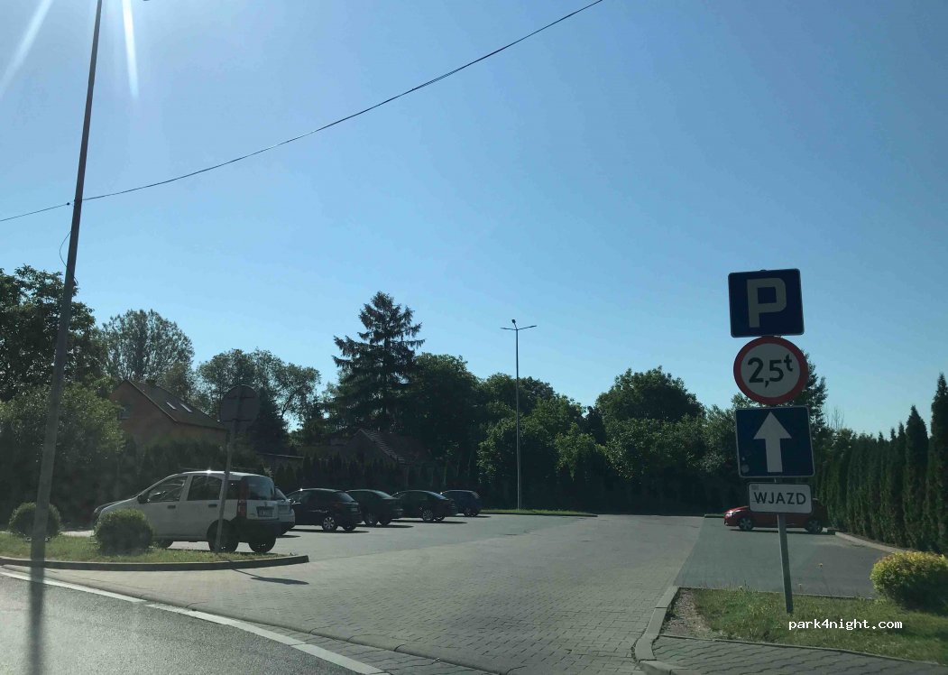 (32-600) Oświęcim - 6 Młyńska — foto