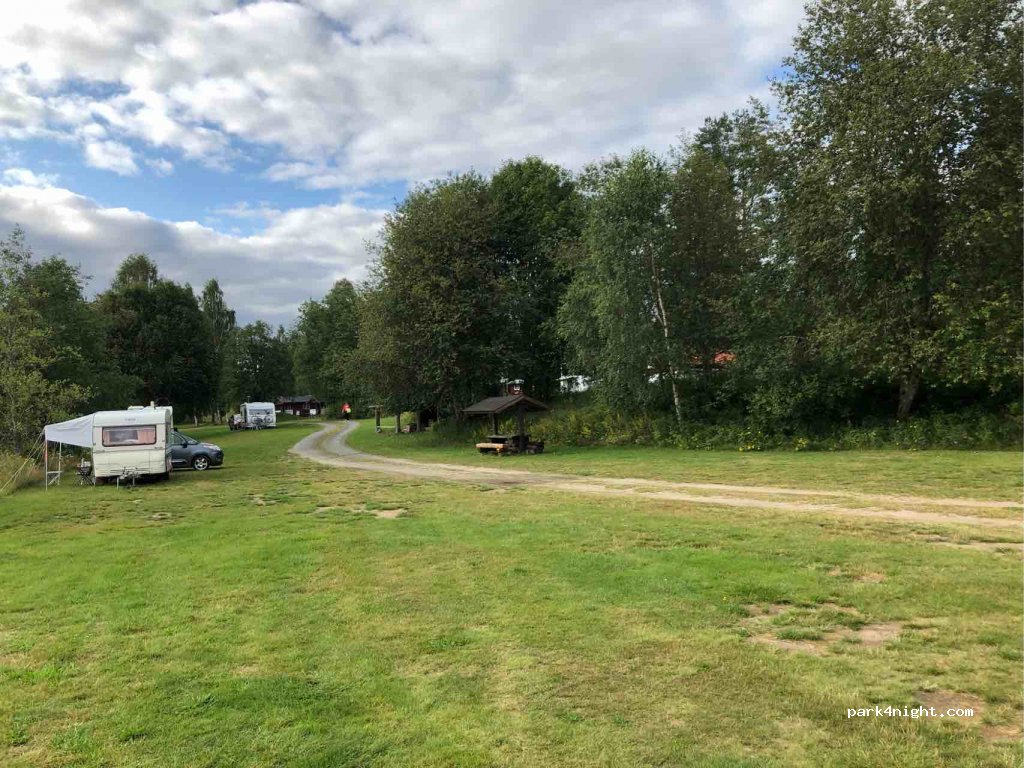 VÄRNÄS CAMPING — foto