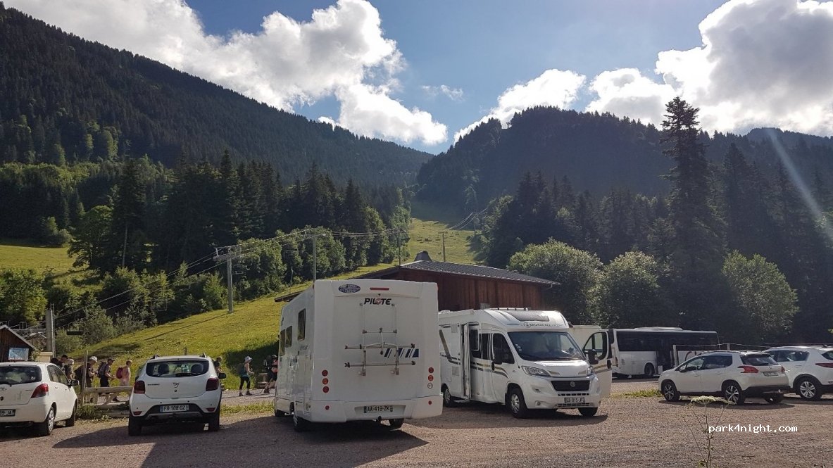 (74470) Bellevaux - Chemin de la Chèvrerie à Petetoz — foto 2