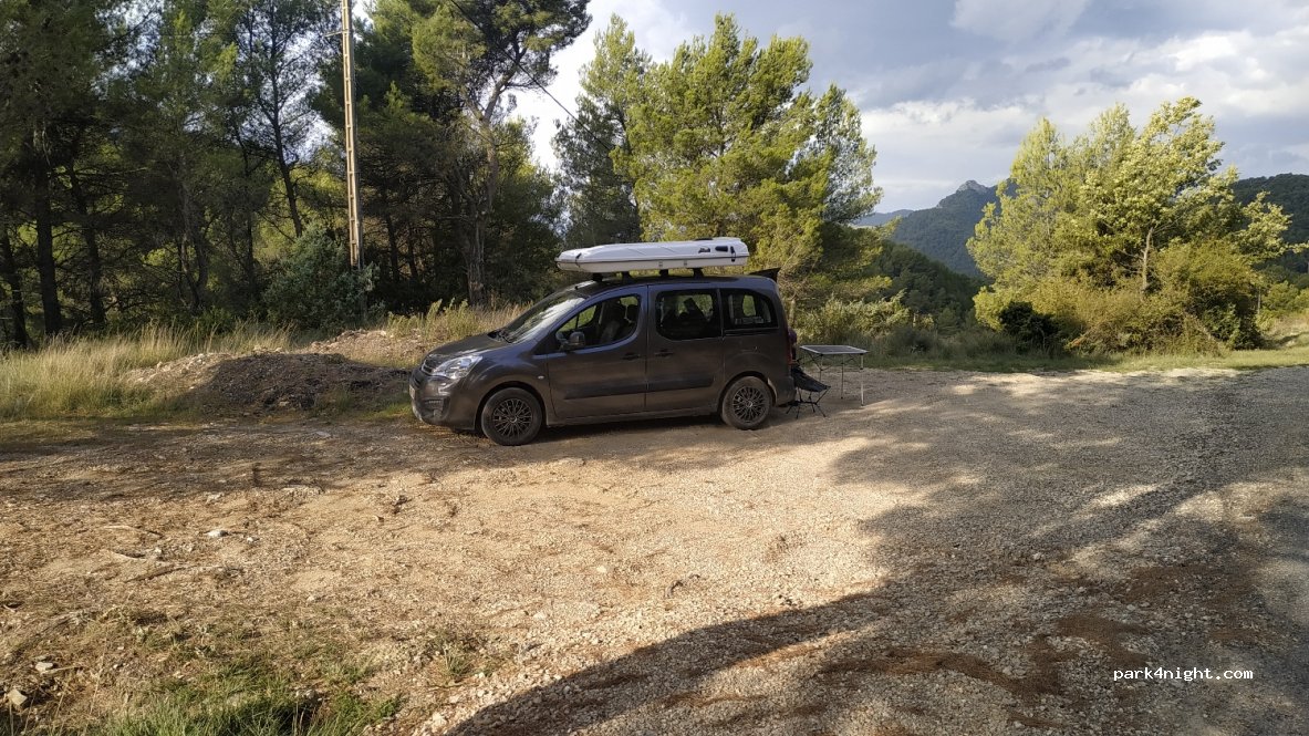 (26170) Buis-les-Baronnies - Adret de Serre Long — foto