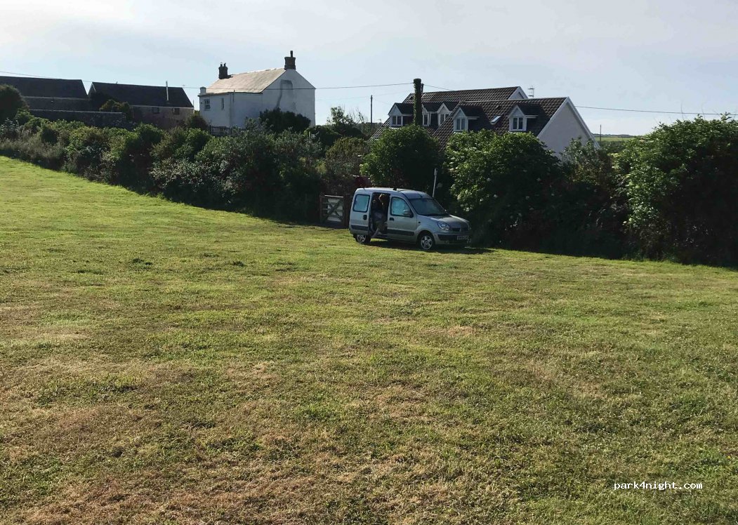 Three Golden Cups Pub and Campsite — foto