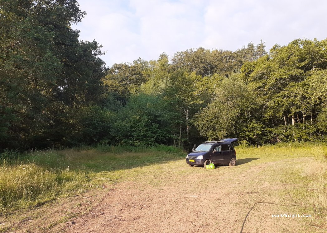 (58230) Moux-en-Morvan - D121 — foto 2