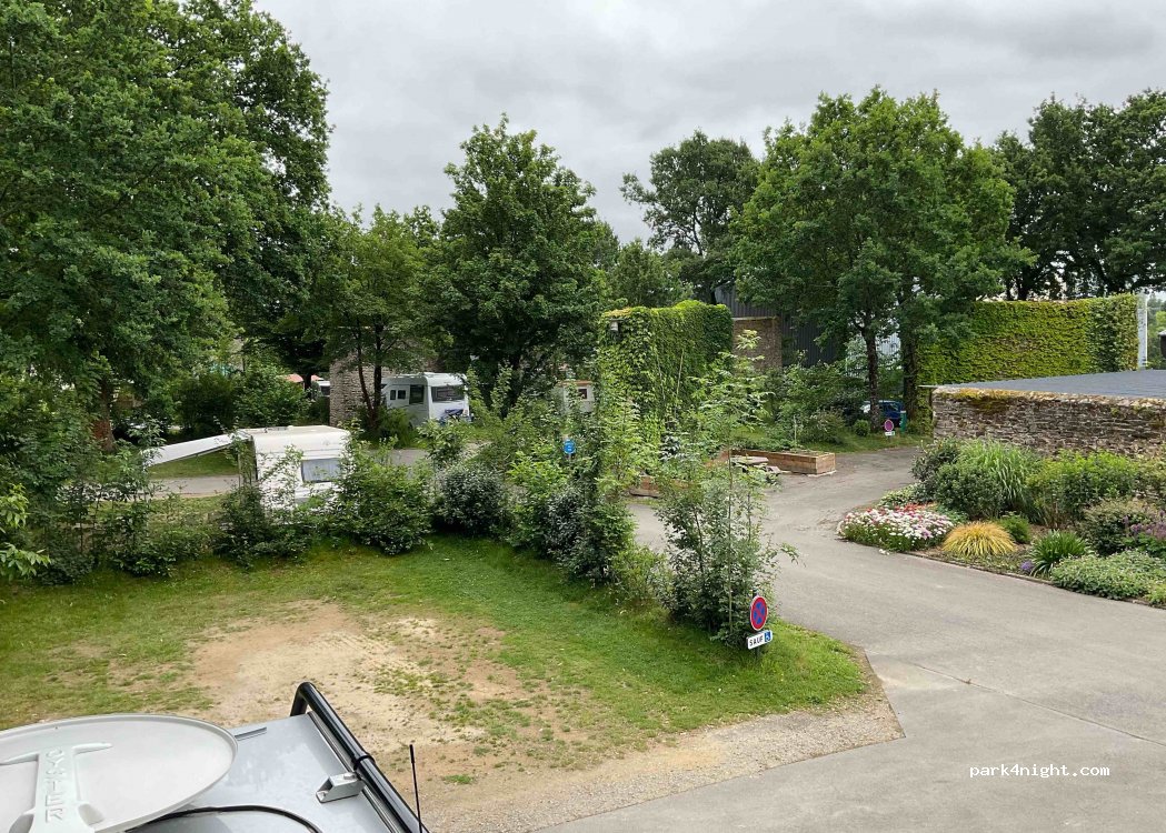 Camping Municipal*** — foto