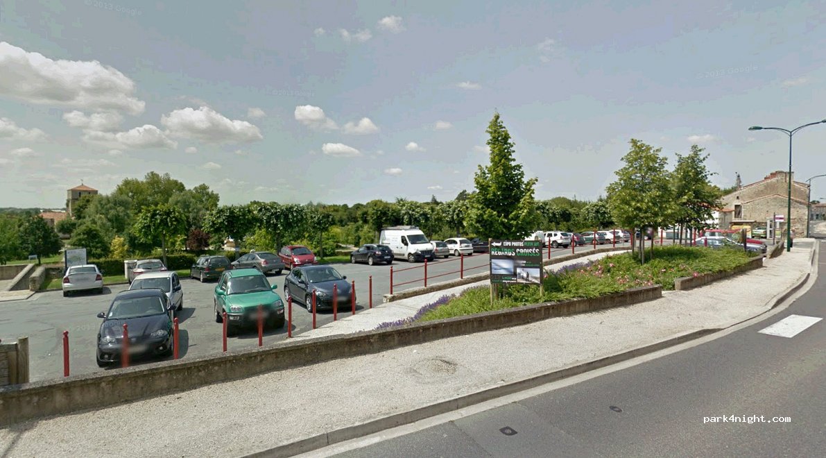 (85420) Oulmes - 8-16 Rue Georges Clemenceau — foto