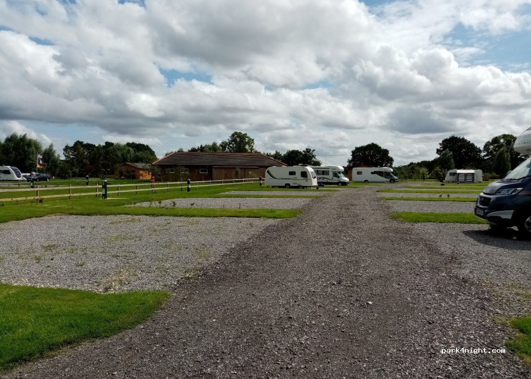Flaxton Meadows Campsite — foto 3