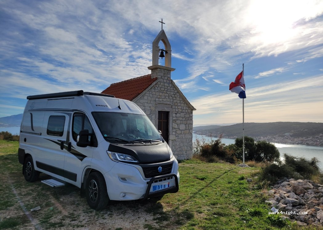 (21220) Trogir - Trogirska cesta — foto 2