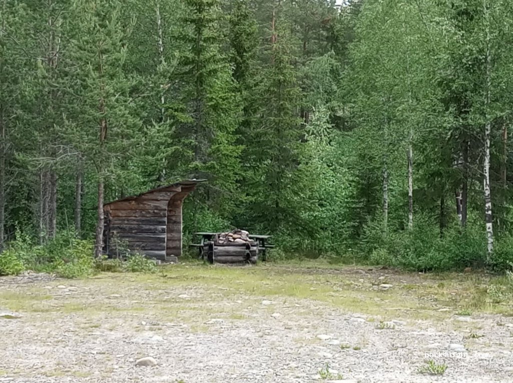 (790 90) Fjätälven - Unnamed Road — foto