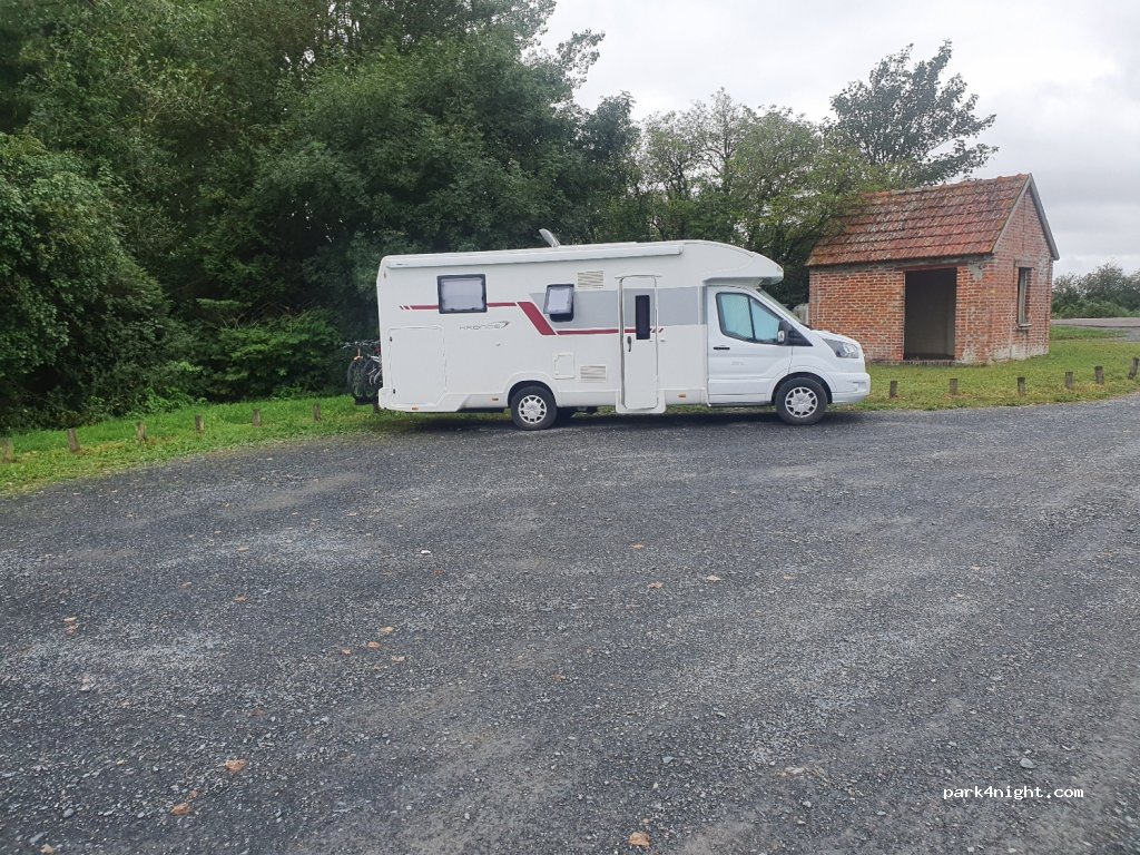 (14230) Neuilly-la-Forêt - Le Planitre — foto