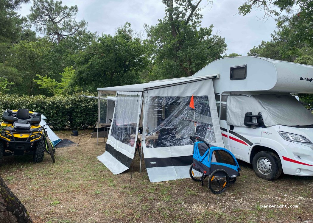 Camping Le Palace 4* — foto